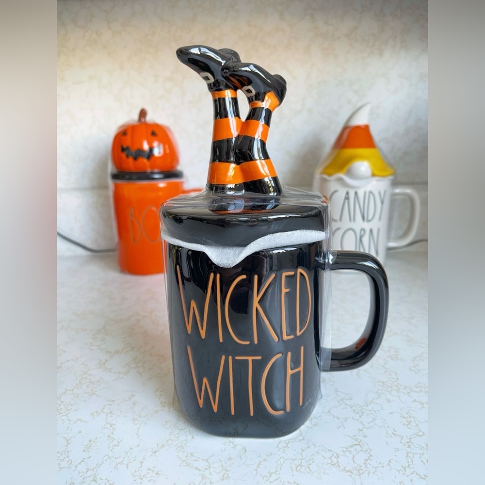RAE DUNN HALLOWEEN WICKED WITCH STOCKING LEGS TOPPER LIDDED MUG COFFEE CUP